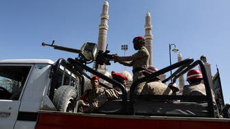 ألغام الحوثي.. فيديو يوثق تفخيخ الميليشيات لشوارع بتعز