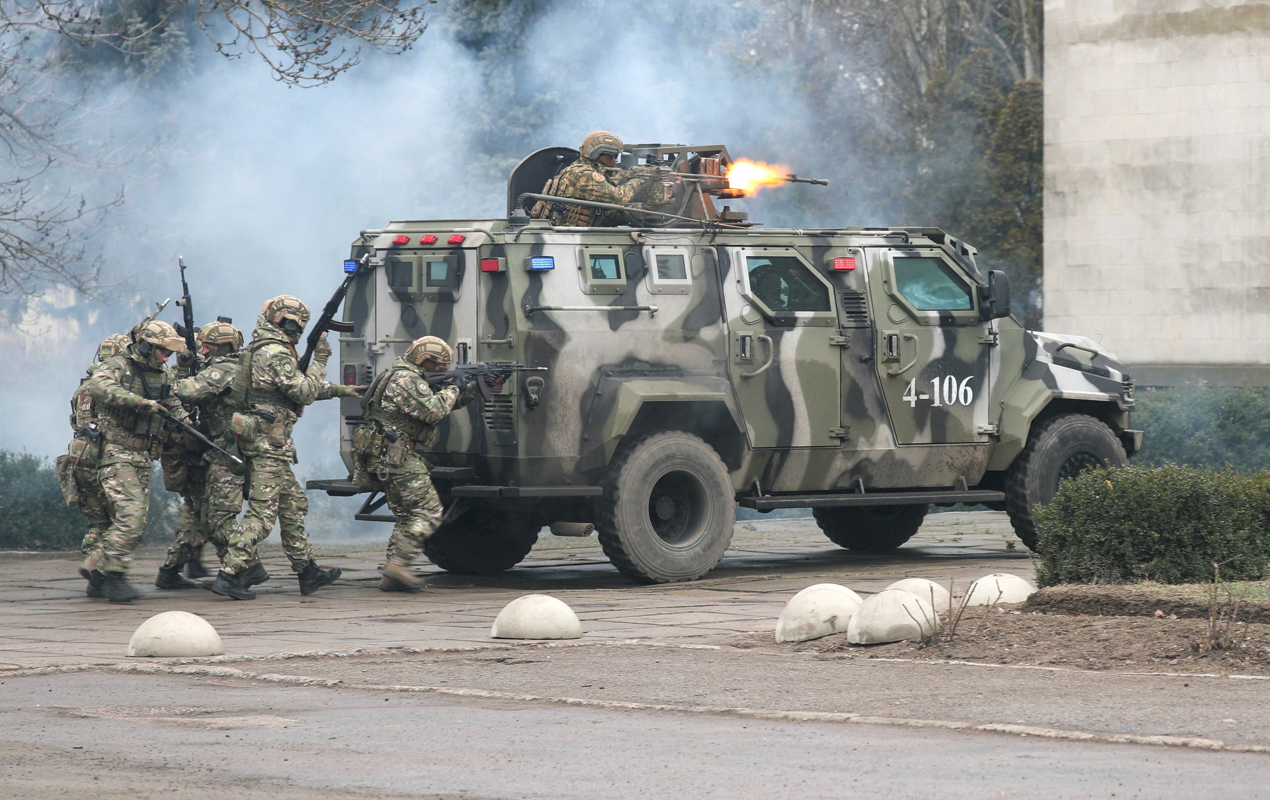 تميرن عسكري في منتصف فبراير للجيش الأوكراني في خيروسن (أرشيفية)
