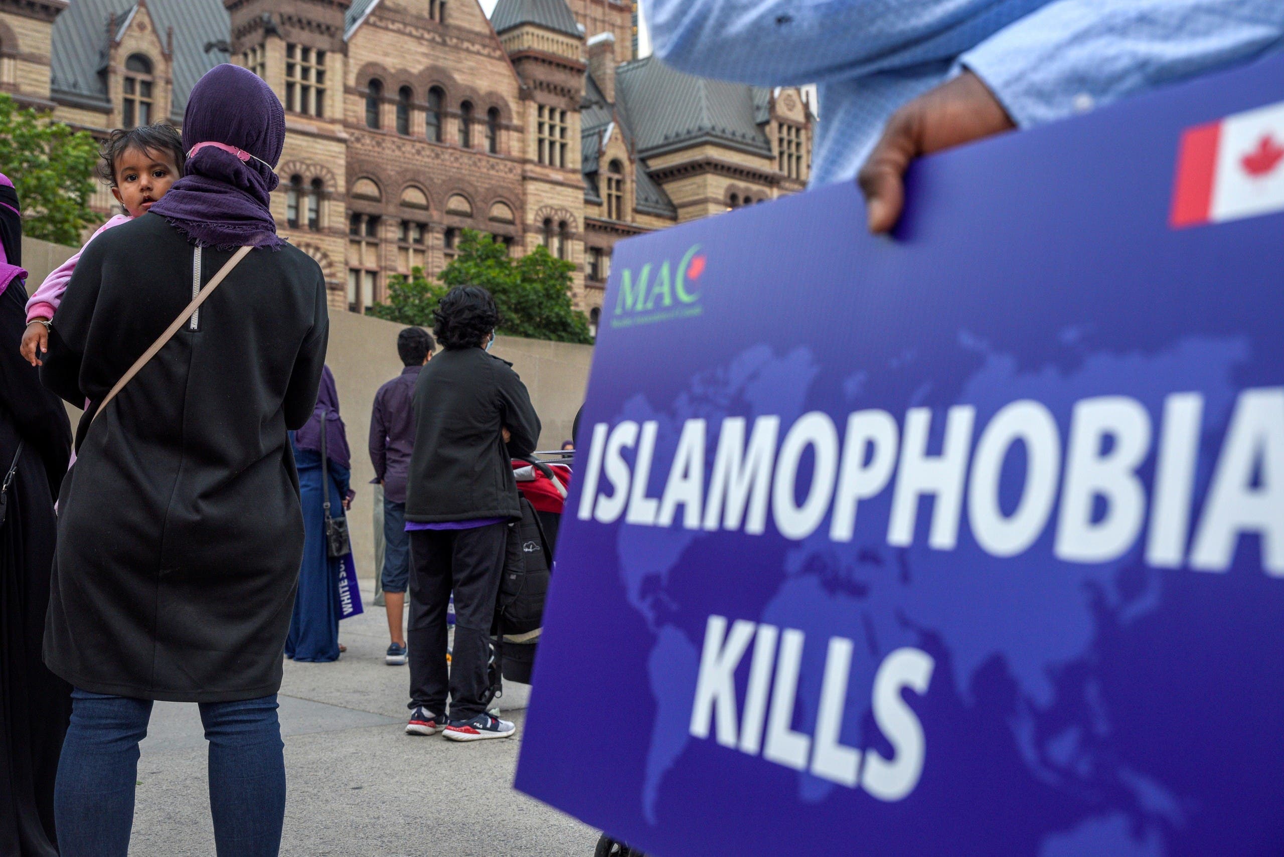 وفقة للاحتجاج على الاسلاموفوبيا في لندن في يونيو الماضي بعد هجوم بشاحنة في كندا استهدف مسلمين وأوقع قتلى
