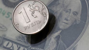 A view shows a Russian rouble coin and a US dollar banknote in this picture illustration taken October 26, 2018. (File Photo: Reuters)