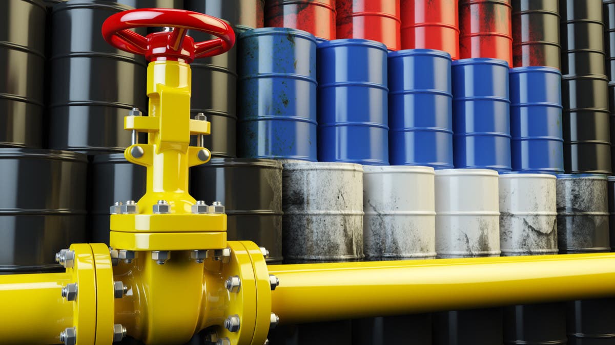 روسيا: وقف صادرات النفط عبر خط أنابيب قزوين للصيانة