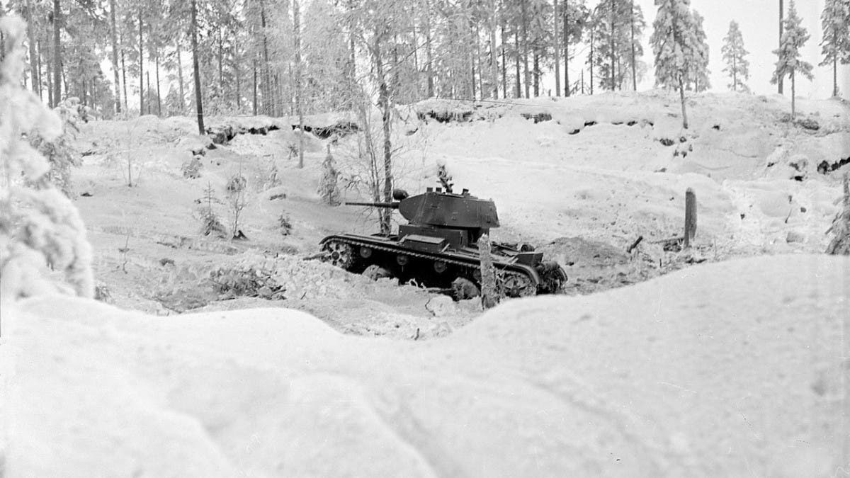 لنفاد الذخيرة.. فنلندا رضخت لشروط السوفيت بحرب الشتاء