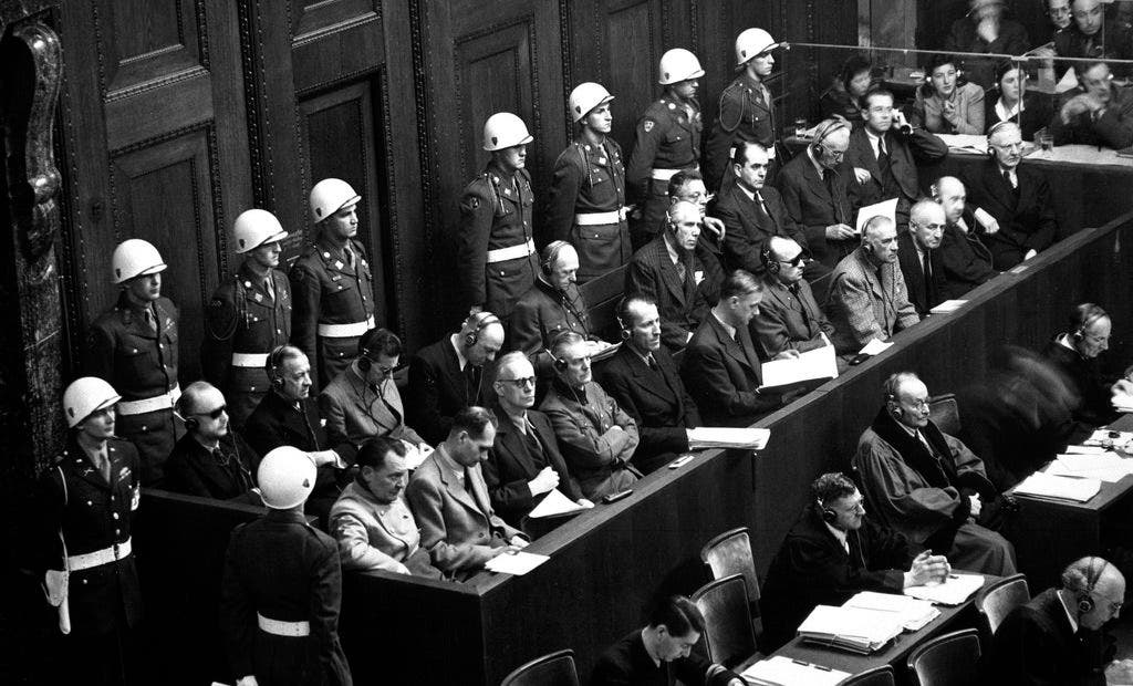 صورة للمتهمين النازيين بمحاكمات نورمبرغ