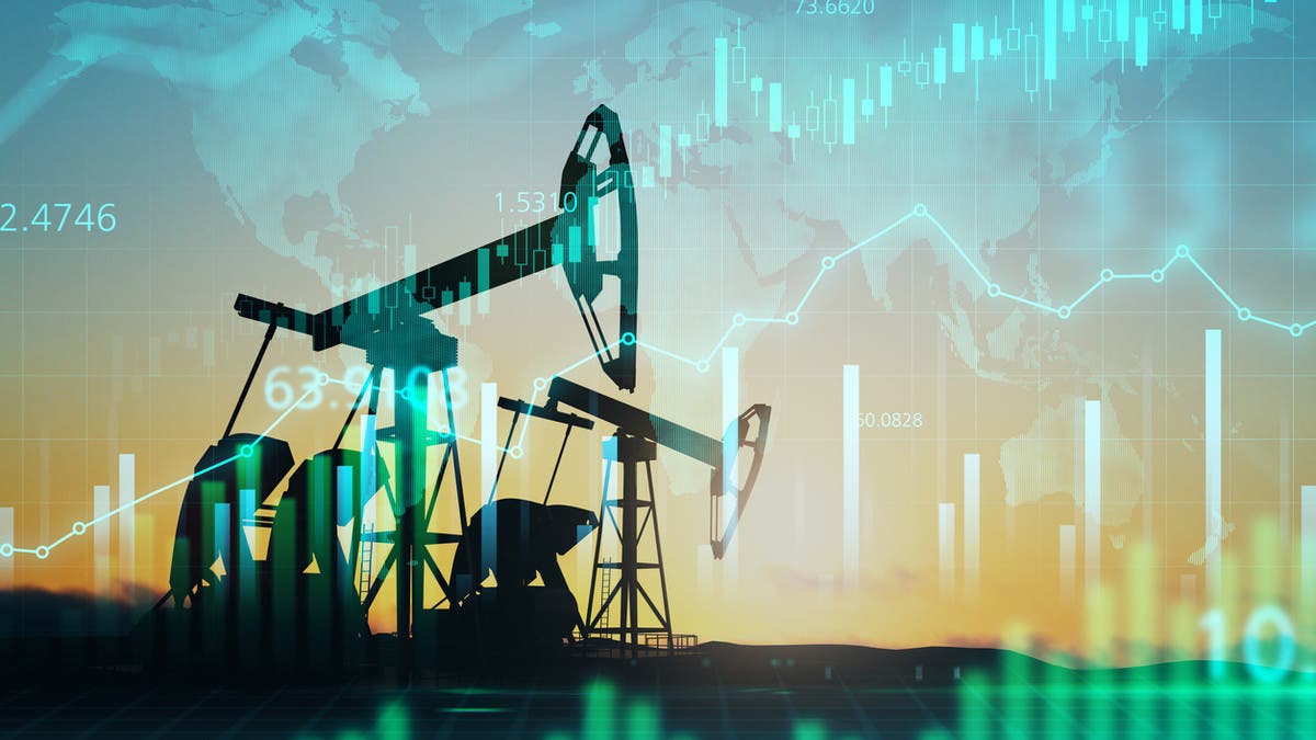 ارتفاع أسعار النفط مع تزايد المخاوف من تقلص الإمدادات