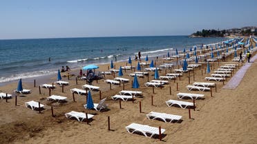 Sunbeds are aligned respecting social distancing on the Yemis Kumu beach, amid the coronavirus disease (COVID-19) outbreak, near the Mediterranean city of Mersin, Turkey June 22, 2020. REUTERS/Kaan Soyturk