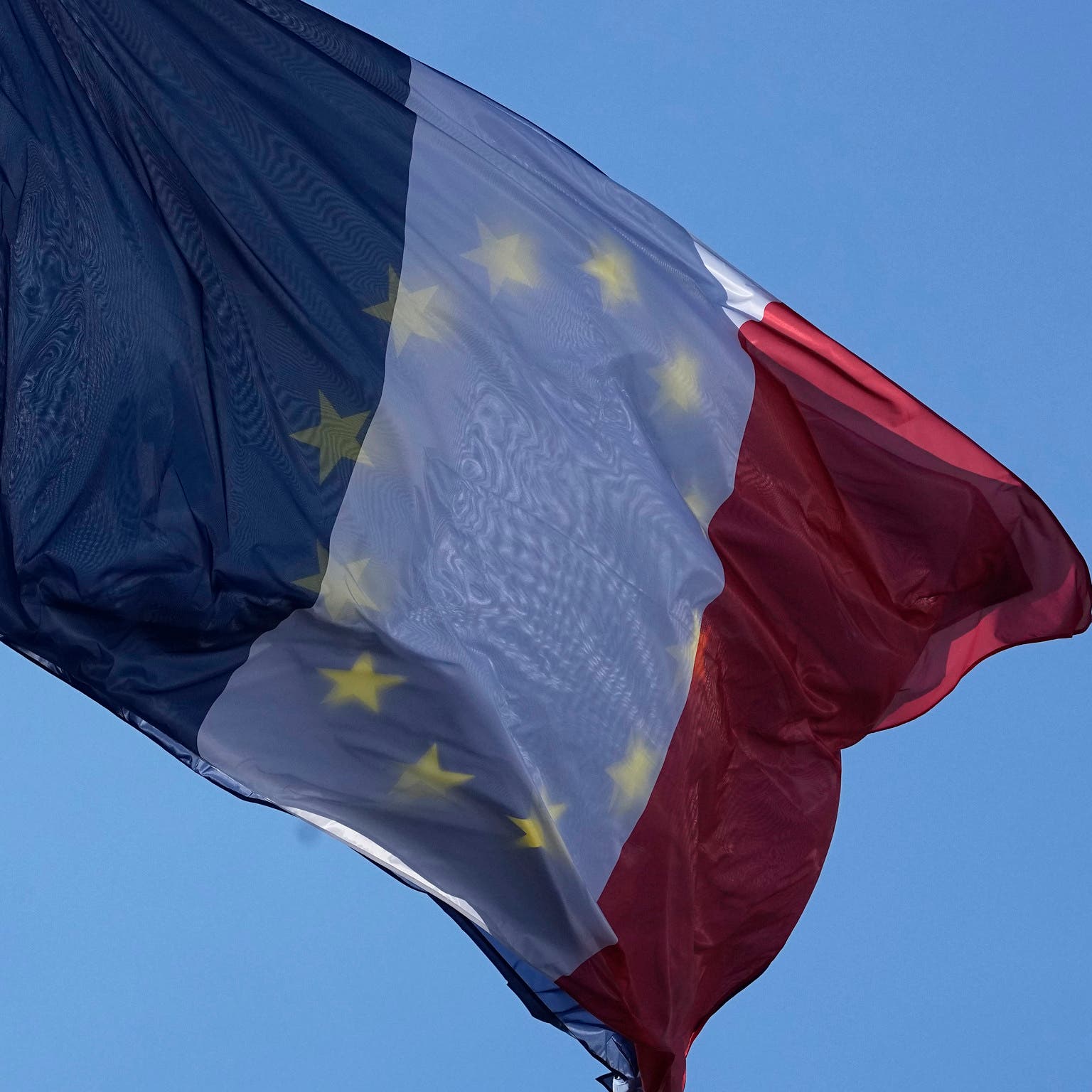 رسمان مسيئان لأوروبا نشرتهما سفارة روسيا يغضبان فرنسا