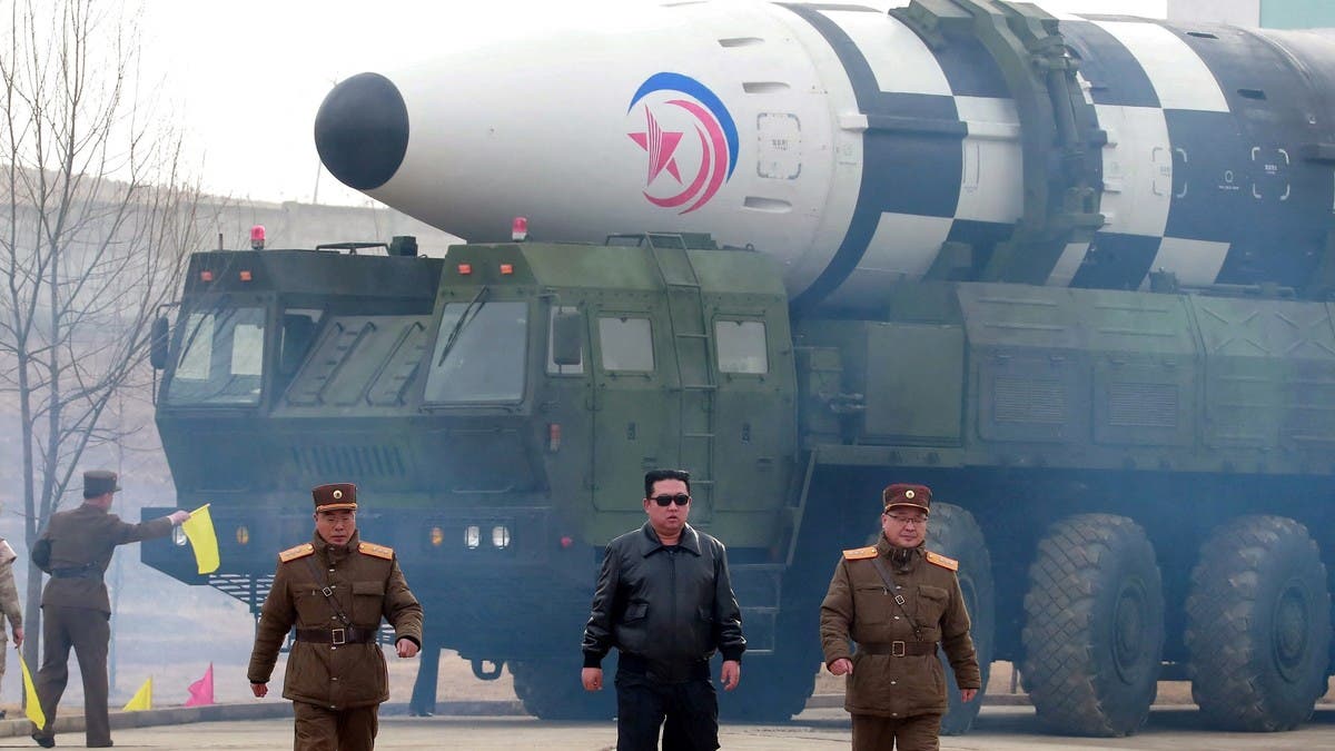 بعد إطلاق بيونغ يانغ صاروخا.. أميركا تعاقب كيانات روسية وكورية شمالية