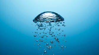 اختراع ثوري ينتج الماء من الهواء.. بيل غيتس وبلاك روك من بين الداعمين