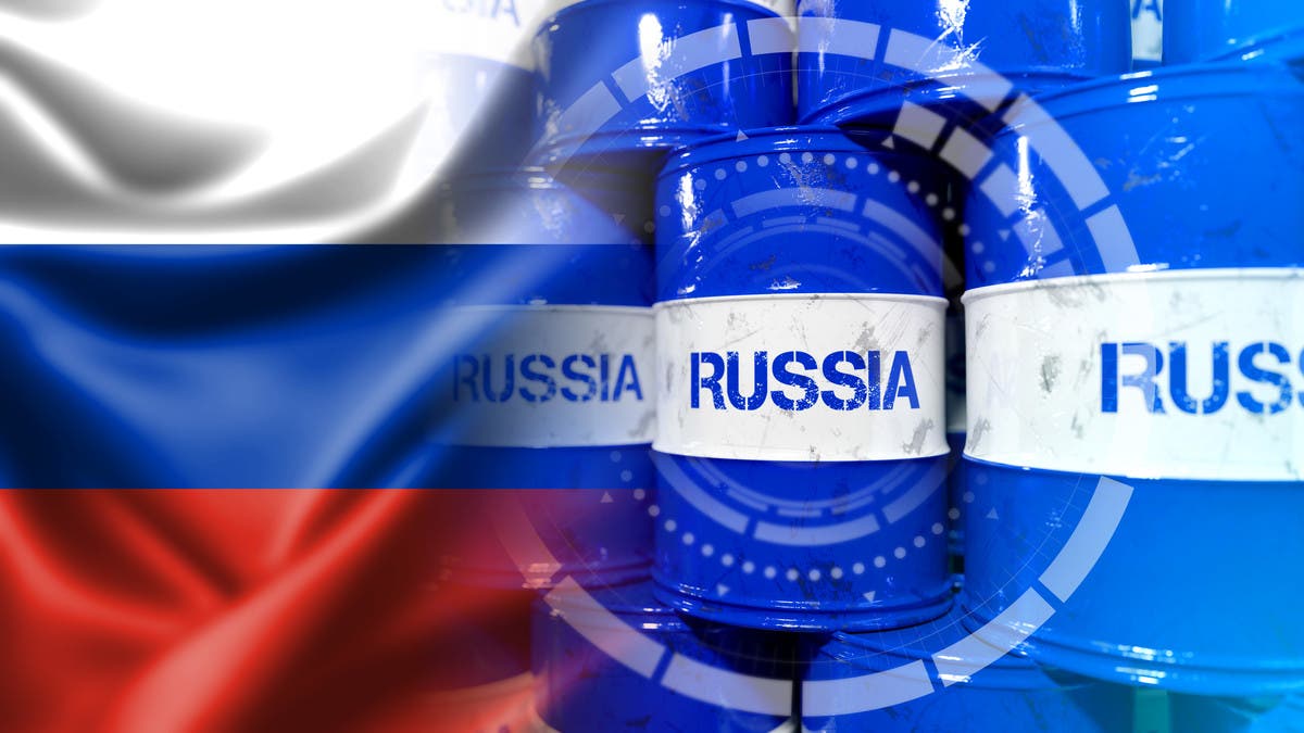 روسيا تلجأ لتغيير مسار صادرات النفط لتقليل خسائر الحظر الأوروبي