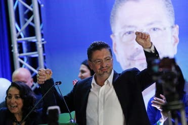 Rodrigo Chaves gestures to supporters after winning Costa Rica's run-off presidential election against former President Jose Maria Figueres, in San Jose, Costa Rica April 3, 2022. (Reuters)