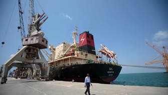 در اجرای مفاد آتش‌بس، دو کشتی سوخت‌رسان وارد بندر الحدیده یمن شدند