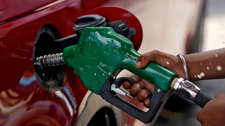 السودان يرفع أسعار البنزين إلى 760 جنيها للتر