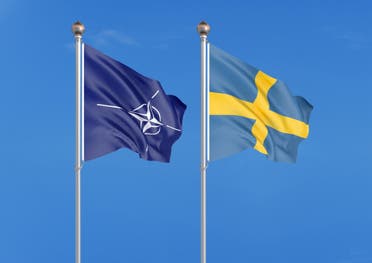 علما فنلندا والناتو (شترستوك)
