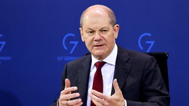 FILE PHOTO: German Chancellor Olaf Scholz holds a news conference after meeting with the heads of the country's 16 federal states to discuss Russia's invasion of Ukraine, in Berlin Germany April 7, 2022. REUTERS/Hannibal Hanschke/File Photo