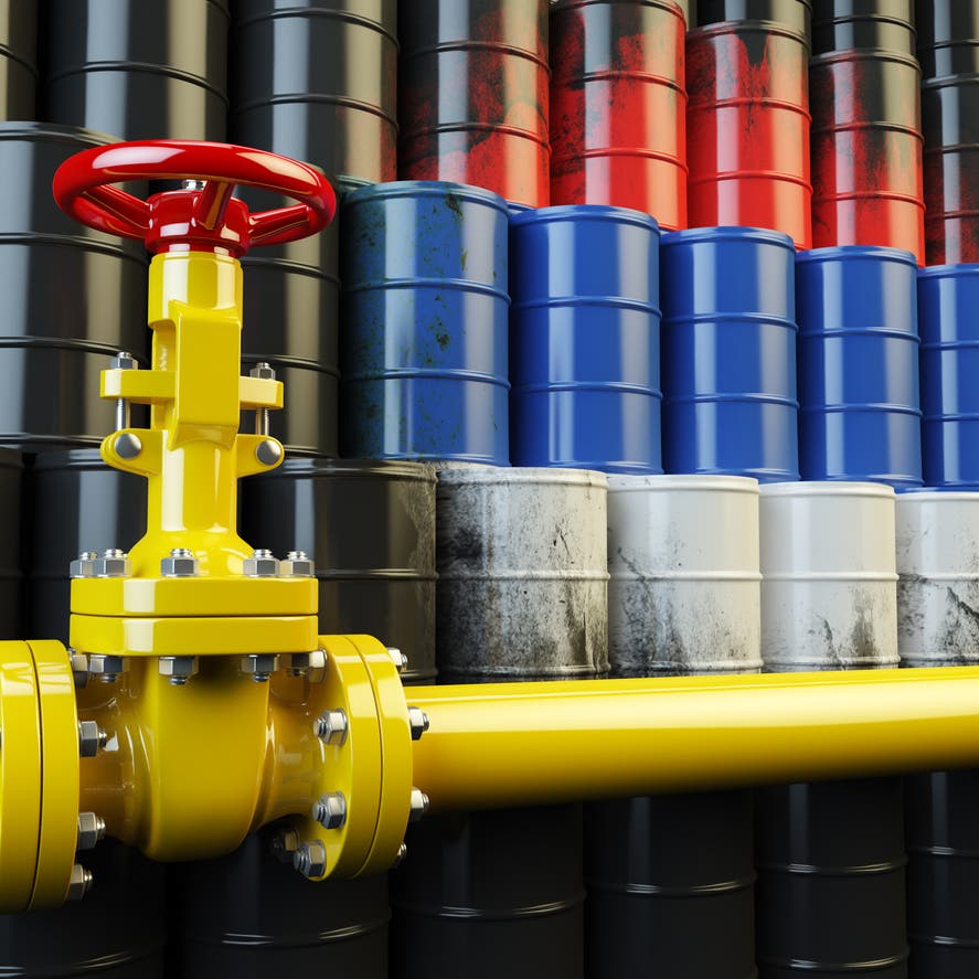 بلومبرغ: محادثات أوروبا بشأن وضع سقف لسعر النفط الروسي وصلت لطريق مسدود