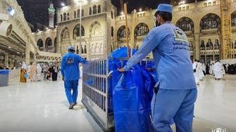 مسجد حرام: افطار کے 13 ہزار دسترخوان اٹھانے کا عمل صرف دو منٹ کے اندر مکمل!