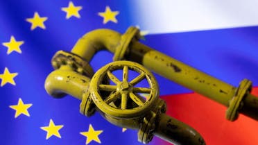 3D printed Natural Gas Pipes are placed on displayed EU and Russian flags in this illustration taken, January 31, 2022. (File photo: Reuters)