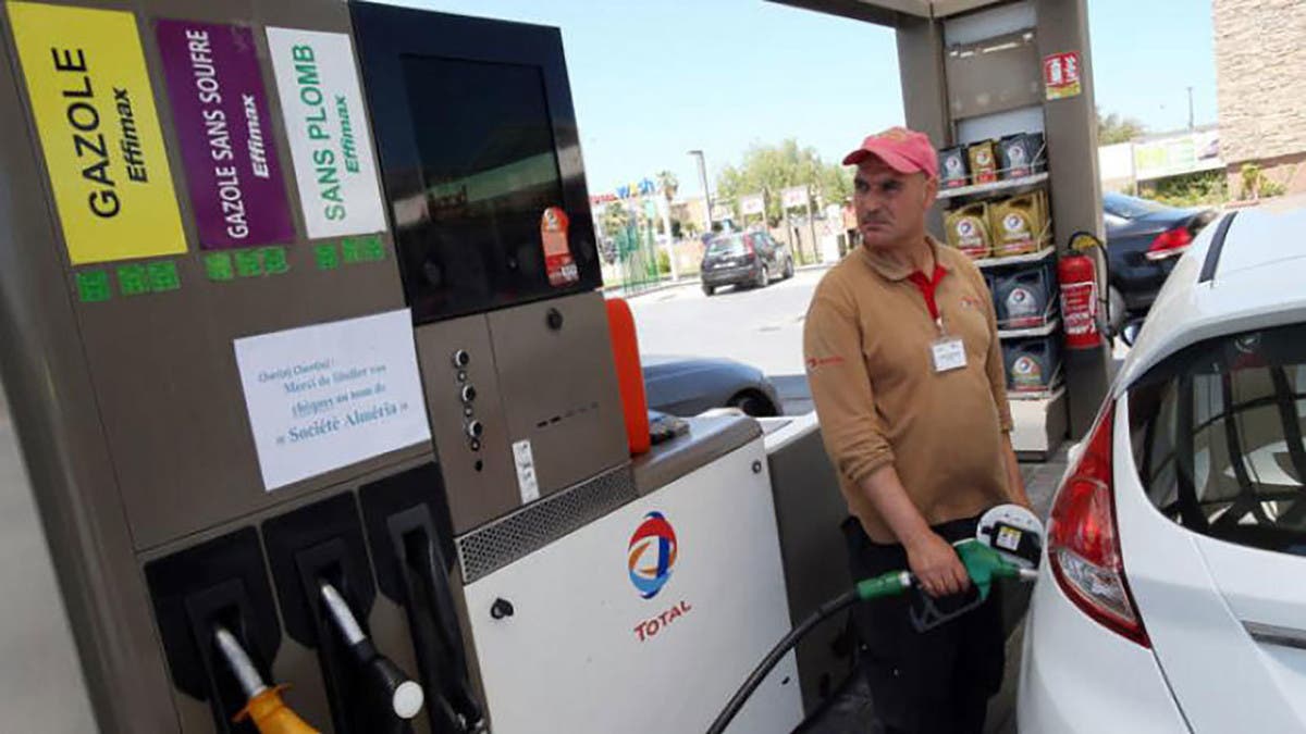 تونس تقرّ زيادة جديدة في أسعار الوقود