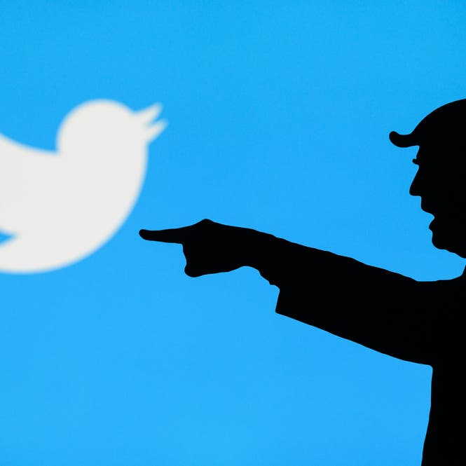 "معركة ترمب مع تويتر".. لصالح من صدر الحكم؟