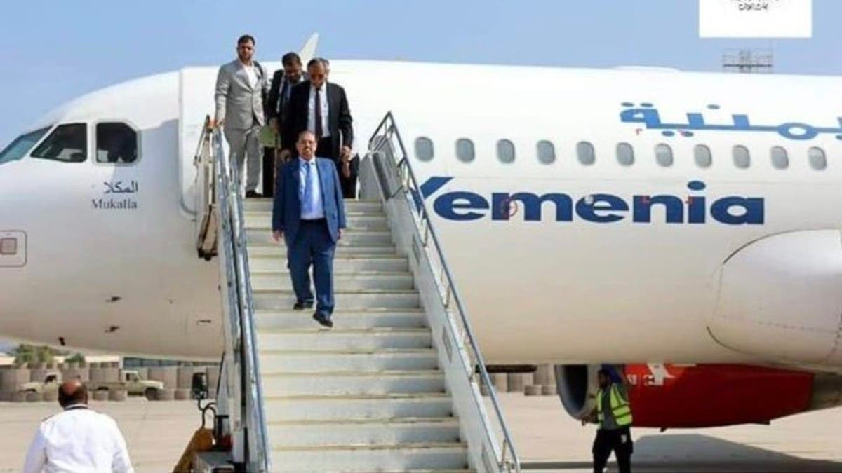 وصول رئيس مجلس النواب اليمني وأعضاء من البرلمان إلى عدن
