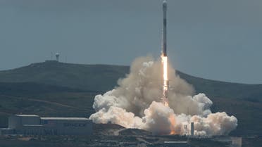 FILE PHOTO: A SpaceX Falcon 9 rocket lifts off carrying the NASA/German Research Centre for Geosciences GRACE Follow-On spacecraft from Space Launch Complex 4E at Vandenberg Air Force Base, California, U.S., May 22, 2018. NASA/Bill Ingalls/Handout via REUTERS ATTENTION EDITORS - THIS IMAGE WAS PROVIDED BY A THIRD PARTY. MANDATORY CREDIT/File Photo