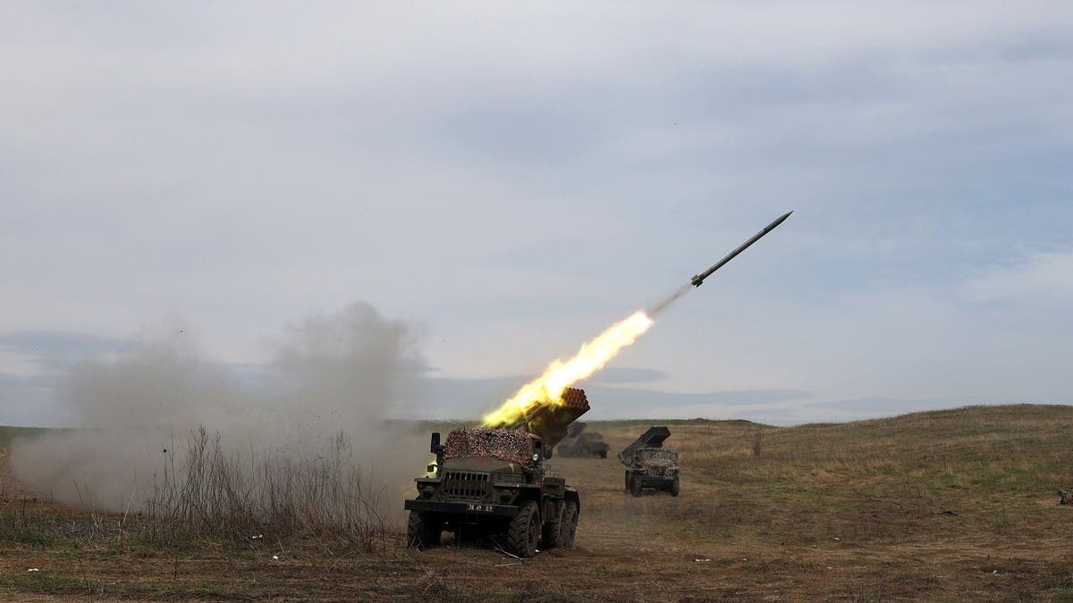 بريطانيا: الروس يحاولون كسر الدفاعات الأوكرانية شرقاً
