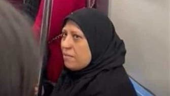 لديها سجل جنائي.. ضبط المعتدية على شابة مصرية في المترو
