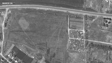 صور أقمار صناعية تظهر توسعا بمقبرة ضخمة في ماريوبول مارس 26