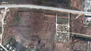 صور أقمار صناعية تظهر توسعا بمقبرة ضخمة في ماريوبول أبريل 3