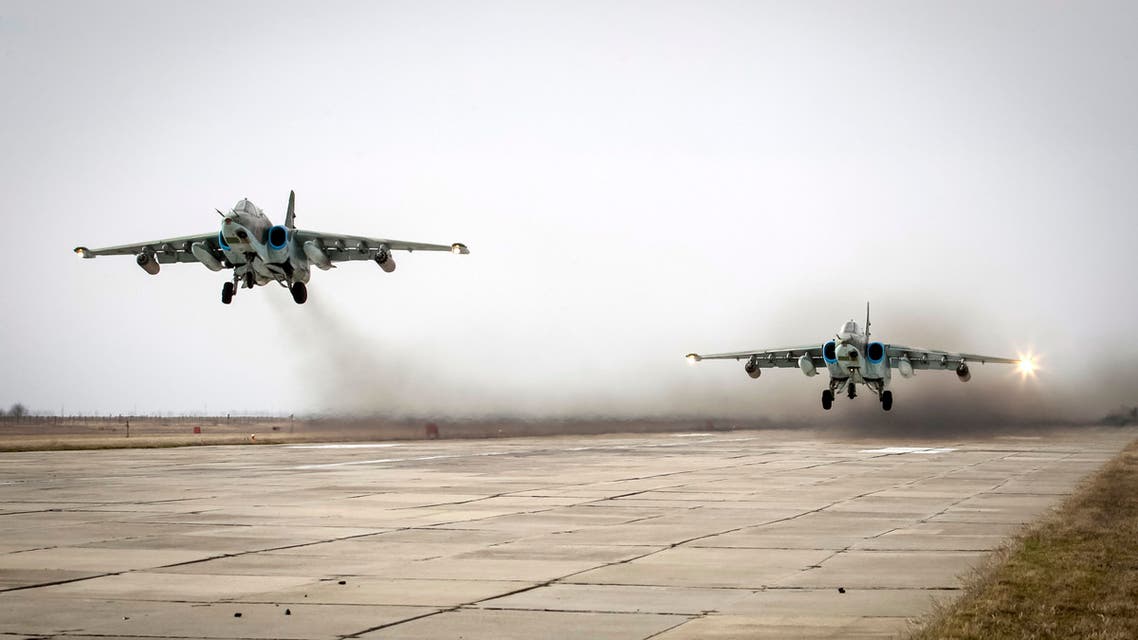 Sukhoi Su-25 jet fighters take off during a drill at the Russian southern Stavropol region, March 12, 2015. (File photo: Reuters)