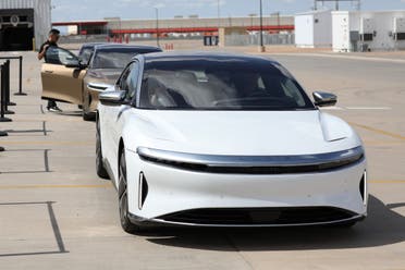 People test drive Dream Edition P and Dream Edition R electric vehicles at the Lucid Motors plant in Casa Grande, Arizona, U.S. September 28, 2021. REUTERS/Caitlin O'Hara