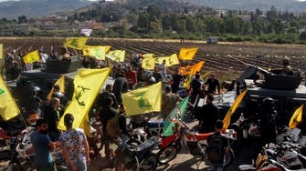 ترهيب حزب الله مستمر.. اعتداء على شيخ معارض ونجله