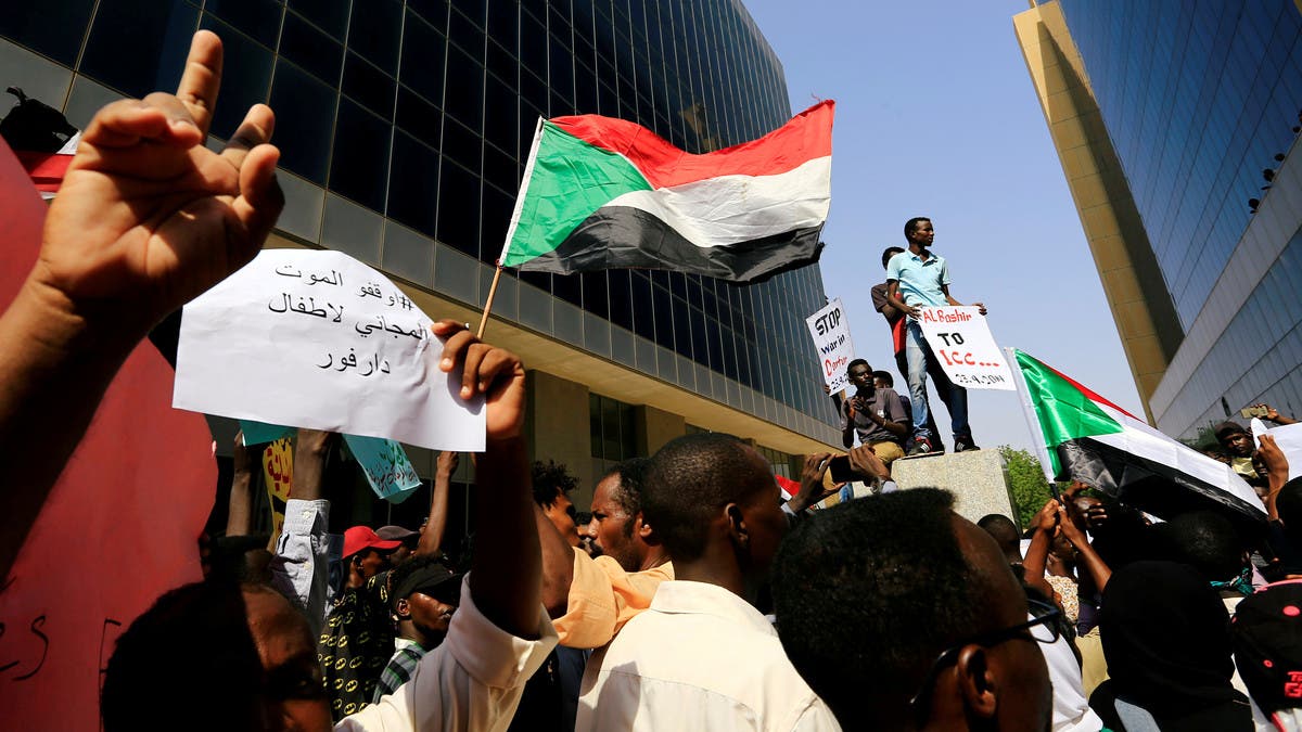 مجلس السيادة السوداني: تأخر الحوار تسبب بأزمة أمنية