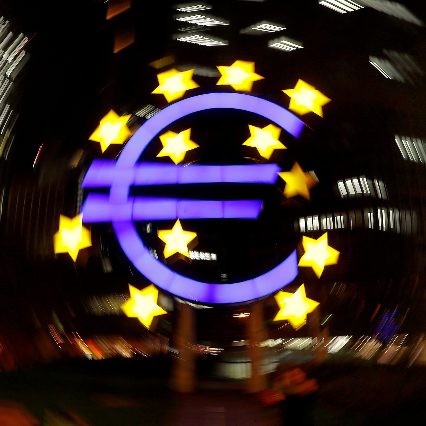 الثقة في اقتصاد "اليورو" تتدهور وسط تساؤلات حول آفاق النمو