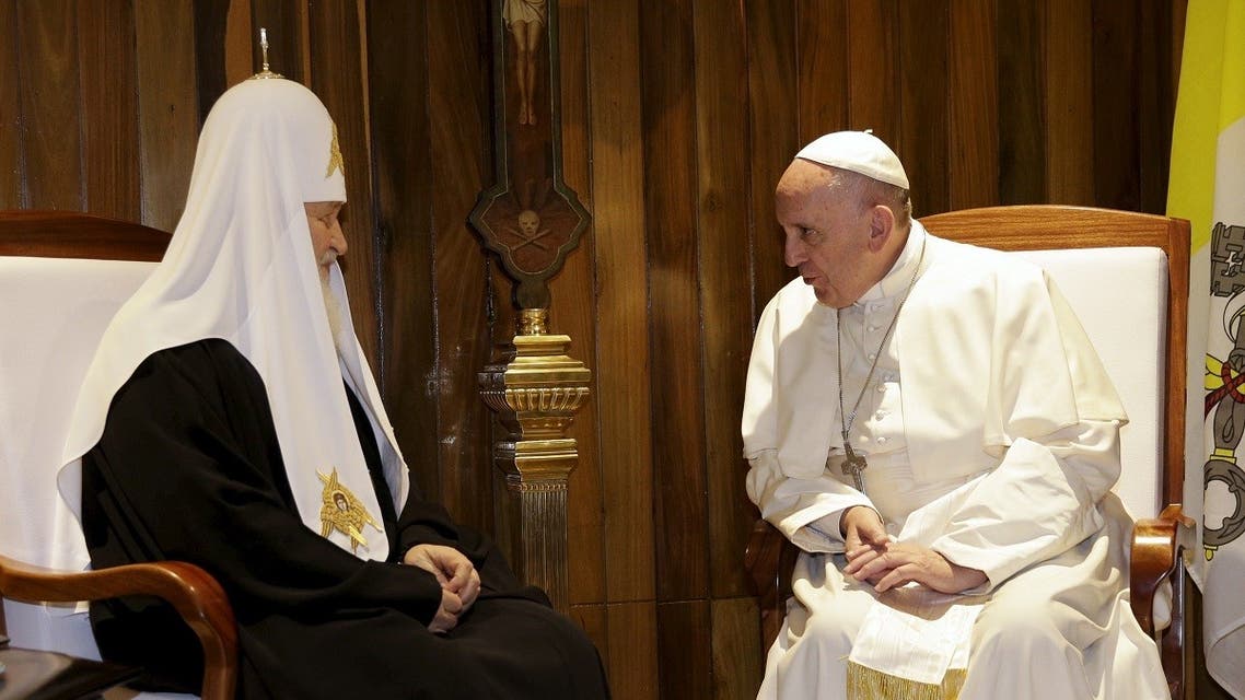 Russian Orthodox Patriarch Kirill (L) and Pope Francis talk during a meeting in Havana, February 12, 2016. (Reuters)