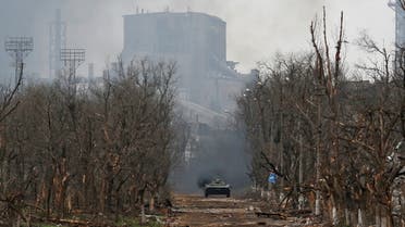 An armoured vehicle of pro-Russian troops drivers along a street during fighting in Ukraine-Russia conflict near a plant of Azovstal Iron and Steel Works company in the southern port city of Mariupol, Ukraine April 12, 2022. (File photo: Reuters)