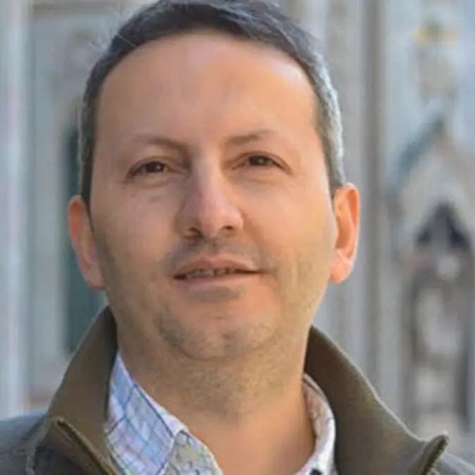 القضاء الإيراني: حكم الإعدام الصادر بحق باحث سويدي-إيراني سيُنفذ