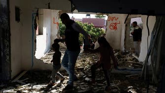 إسرائيل تهدم منزل فلسطيني متهم بتنفيذ هجوم قتل مستوطن
