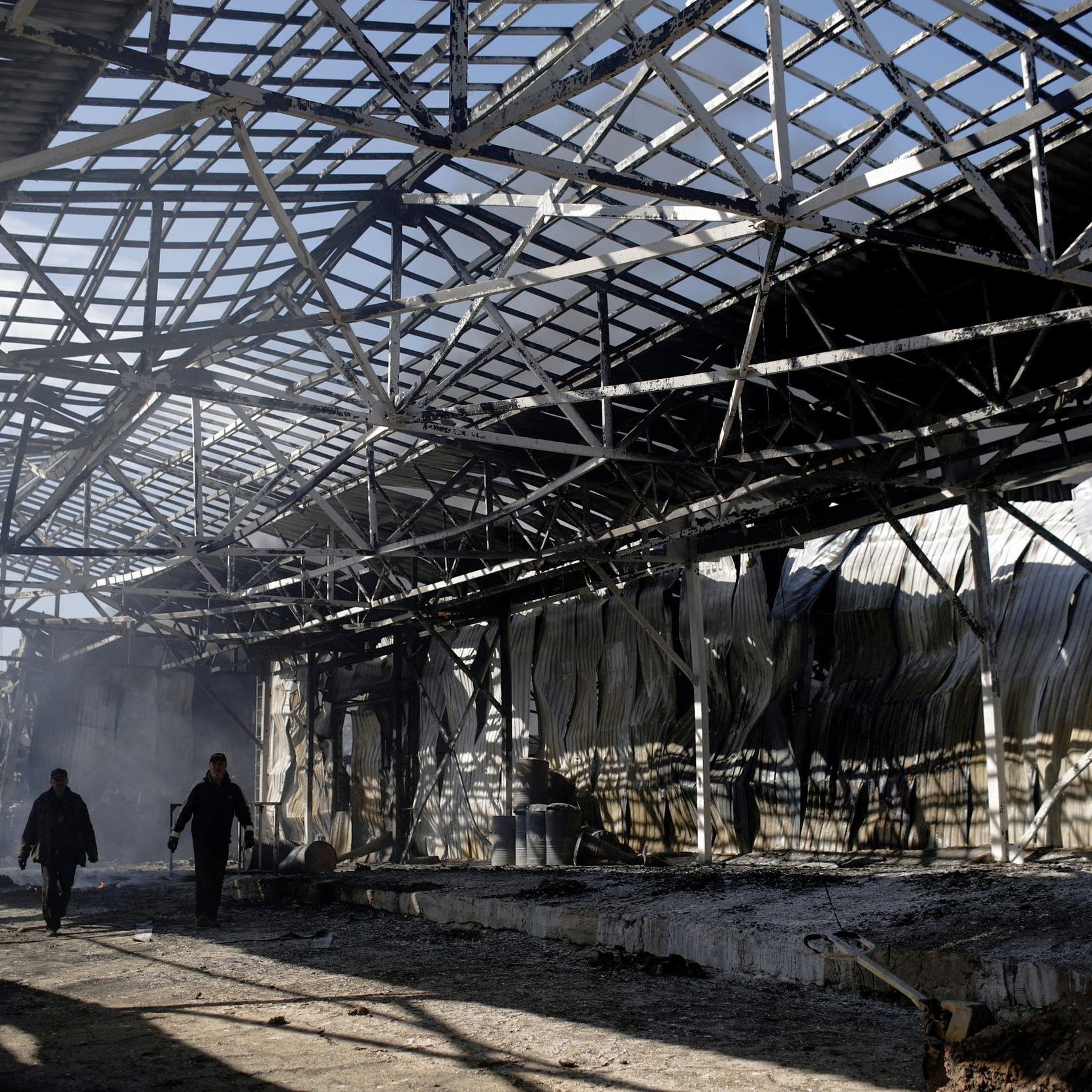 الجيش الأوكراني: القوات الروسية تستهدف مصنع آزوفستال بالمدفعية الثقيلة