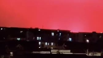فيديو يثير الرعب.. وميض أحمر مريب في سماء الصين