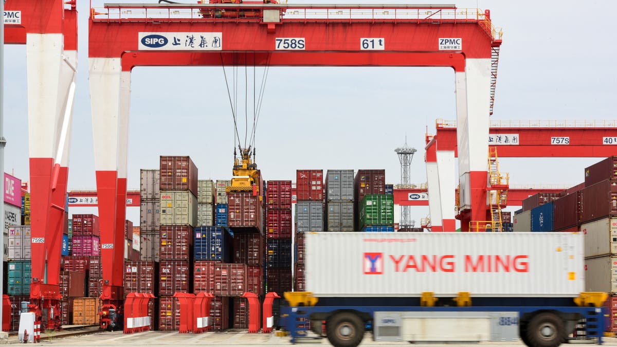 تراجع صادرات الصين إلى روسيا بنسبة 26% في أبريل.. وارتفاع الواردات