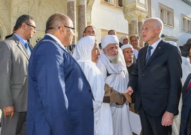 لقاء سابق بين الرئيس التونسي وممثلي القبائل الليبية