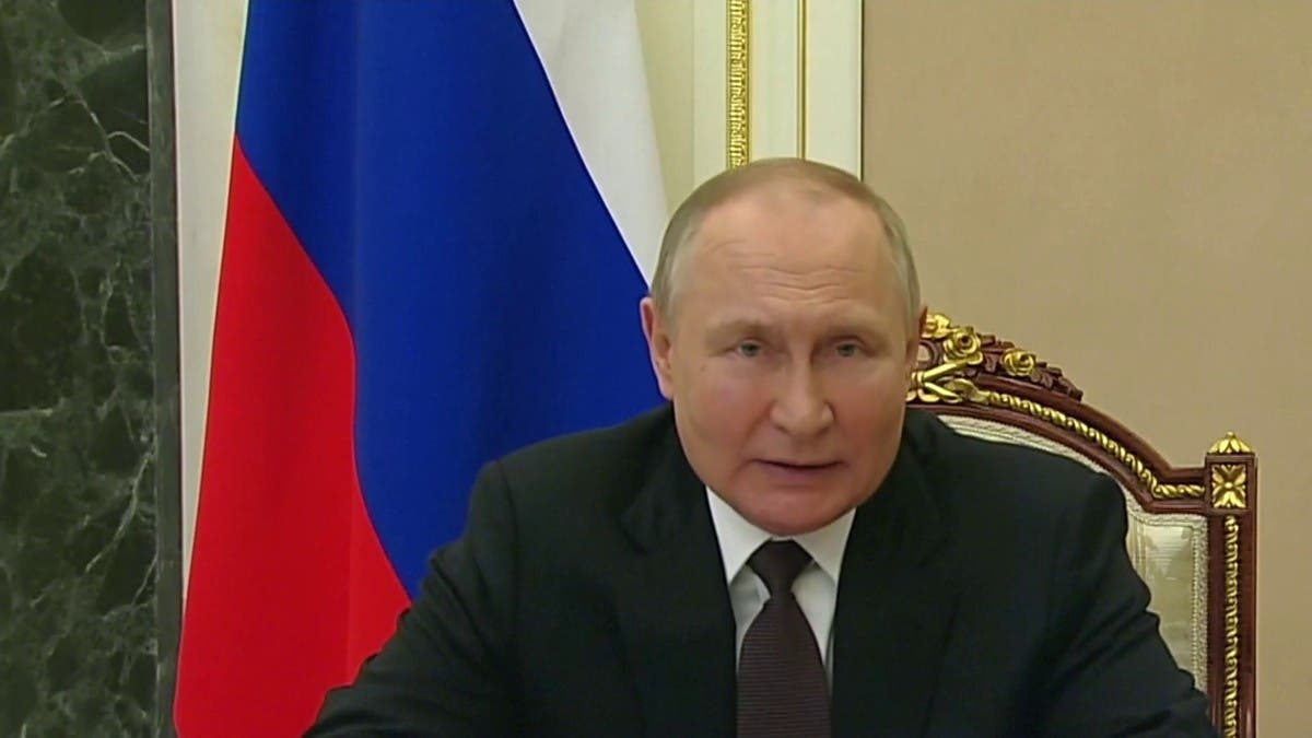 بوتين: نعمل على زيادة ميزانية الدولة وتعزيز قيمة الروبل