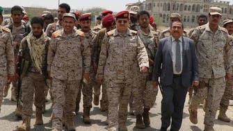 وزير الدفاع اليمني: نحتفظ بحق الرد على خروقات الحوثي للهدنة  