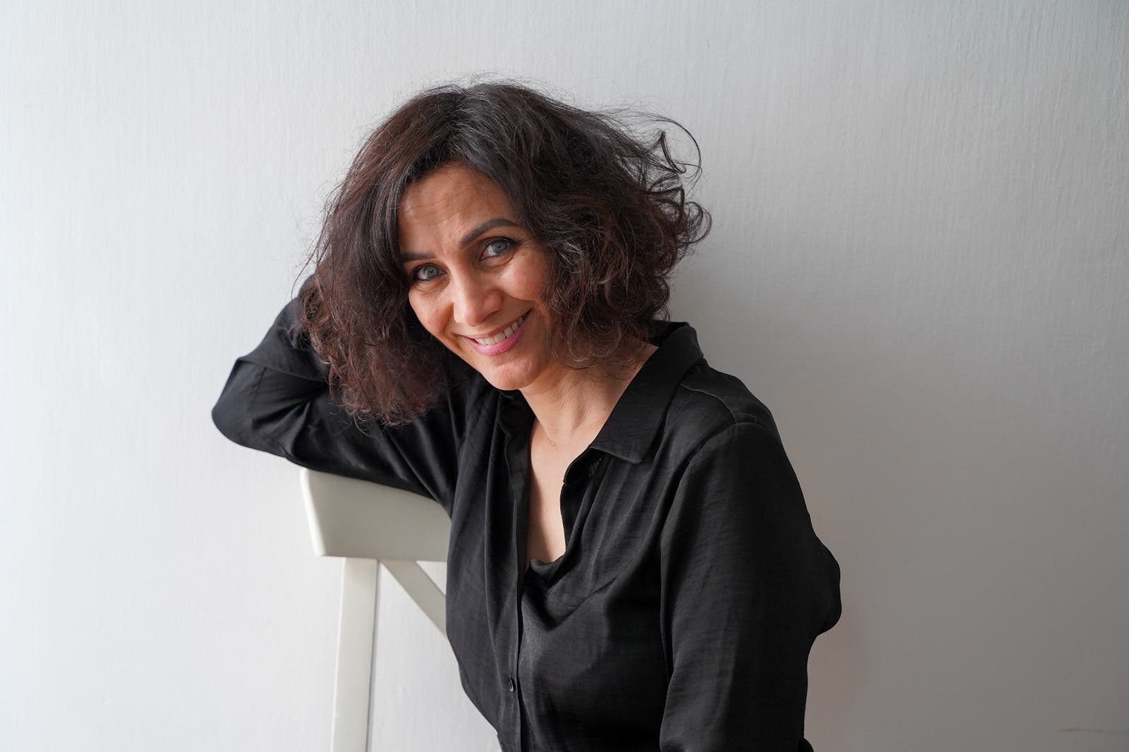 المخرجة مها حاج مخرجة الفيلم الفلسطيني