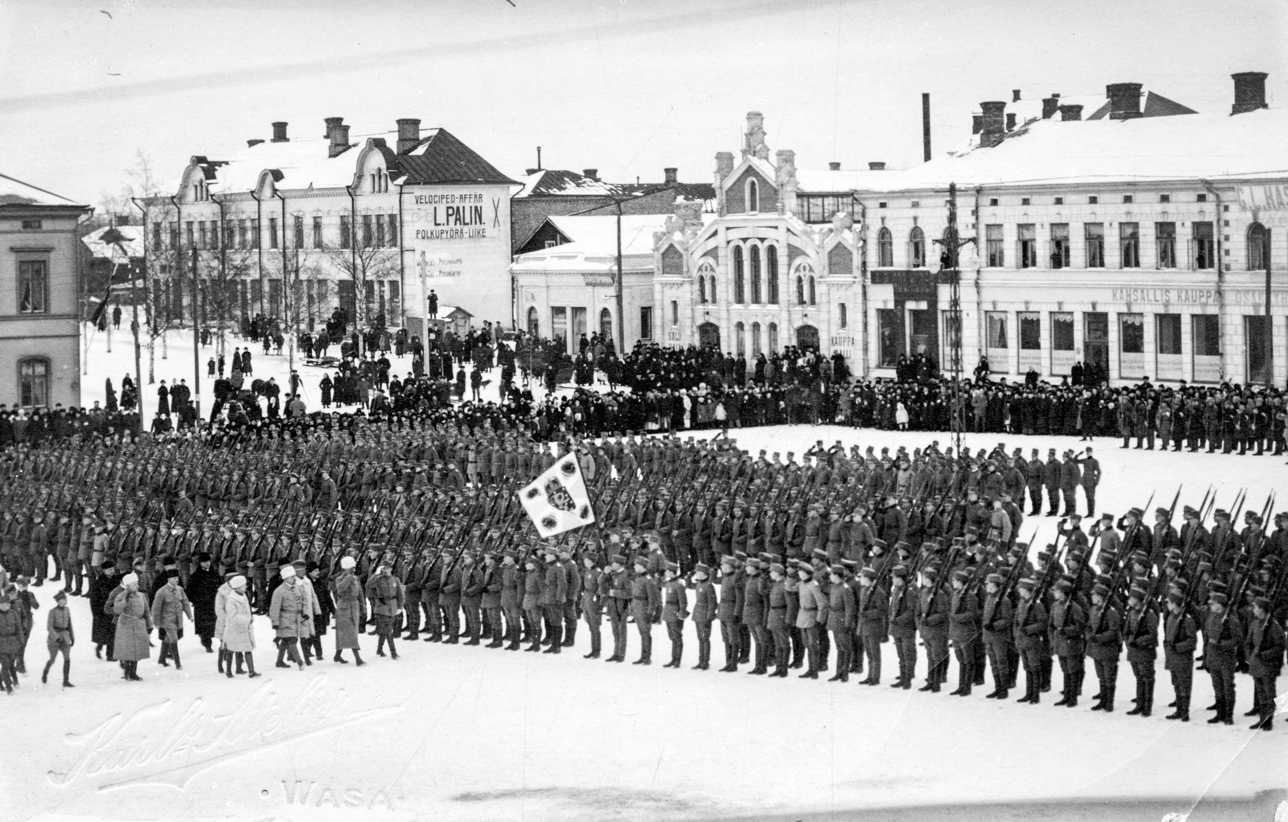 صورة لقوات فنلندية تابعة للجيش الأبيض بالحرب الأهلية الفنلندية