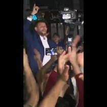 غضب في لبنان.. نائب فائز يحتفل على أغنية موالية للأسد