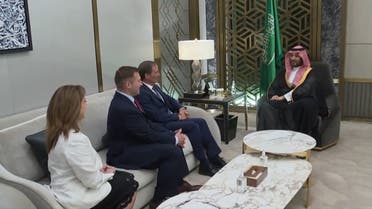 Saudi Arabia’s Crown Prince Mohammed bin Salman discussed Saudi-US ties with members of Congress visiting the Kingdom on May 24, 2022. (Twitter/SPA)