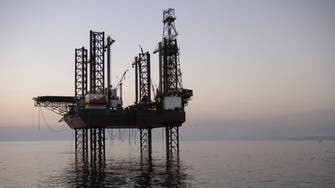النفط يرتد صعوداً بدعم من تراجع الإمدادات العالمية