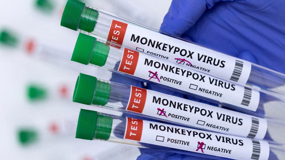 Test tubes labelled Monkeypox virus positive and negative are seen in this illustration taken May 23, 2022. REUTERS/Dado Ruvic/Illustration/File Photo